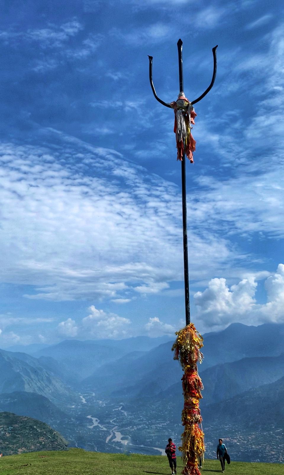 Photo of Shifting to Himachal : My experiences of working from mountains, exploring offbeat Manali and more ! by juhi.chokshi