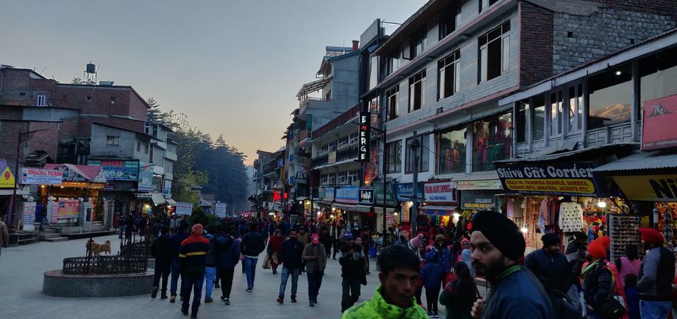 Photo of Mall Road, Manali, Himachal Pradesh by Kamal Preet Singh