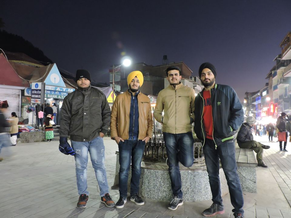 Photo of Mall Road, Manali, Himachal Pradesh by Kamal Preet Singh