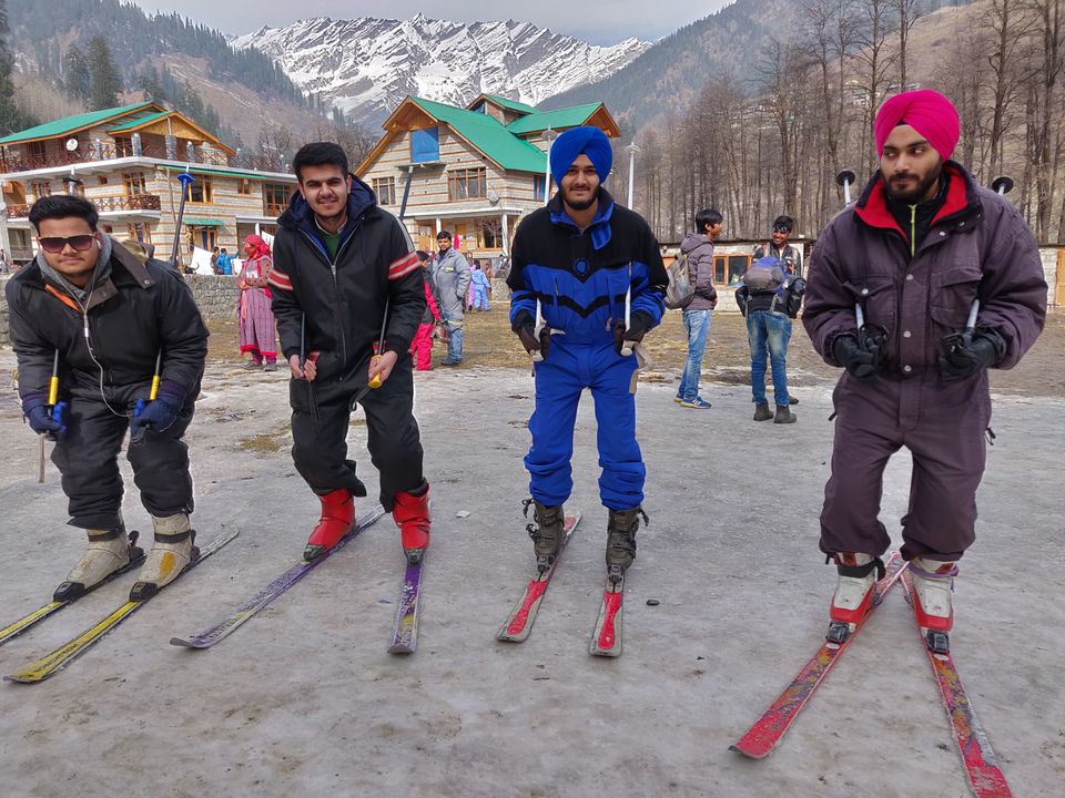 Photo of Solang Valley, Manali, Himachal Pradesh, India by Kamal Preet Singh