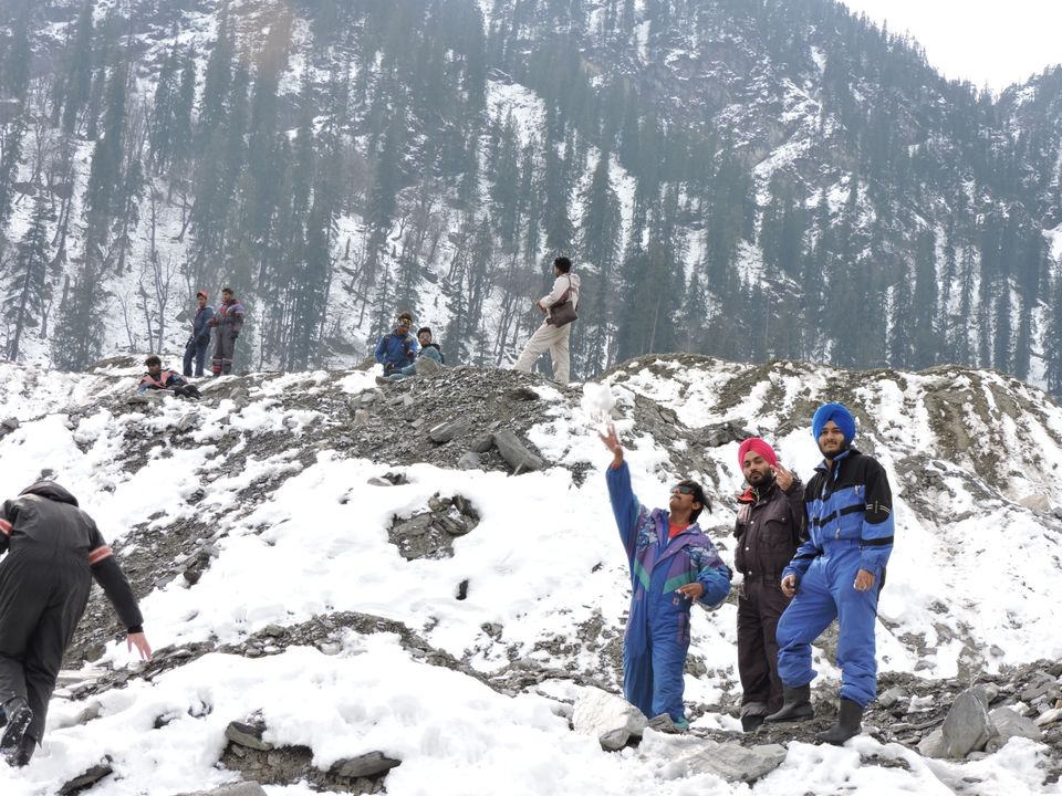 Photo of Solang Valley, Manali, Himachal Pradesh, India by Kamal Preet Singh