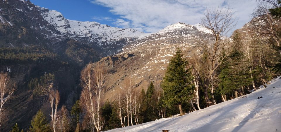 Photo of Gulaba Viewpoint, Kothi, Himachal Pradesh, India by Kamal Preet Singh