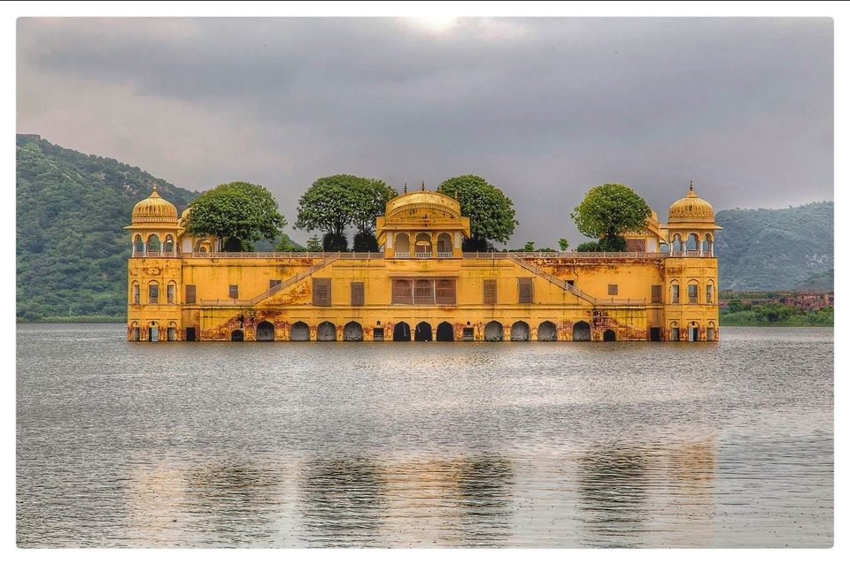 Photo of Jal Mahal, Amer, Jaipur, Rajasthan, India by Neeraj Koul