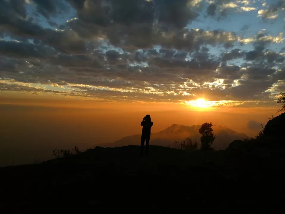 Photo of Mussoorie, Uttarakhand, India by Abhishek Raj Chaudhary