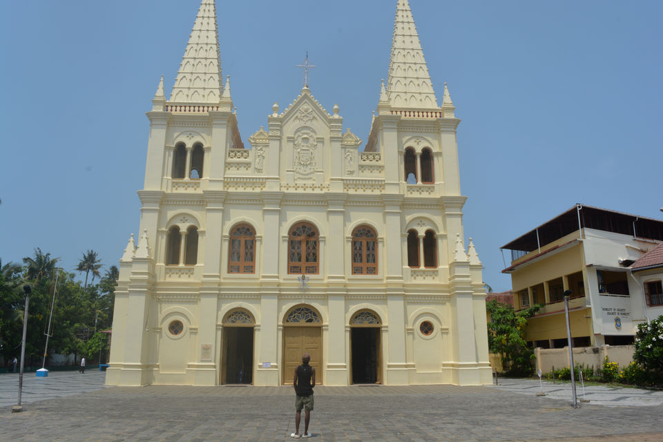 Photo of Santa Cruz Cathedral Basilica, Bastian Street, Fort Nagar, Fort Kochi, Kochi, Kerala, India by Barani Ram