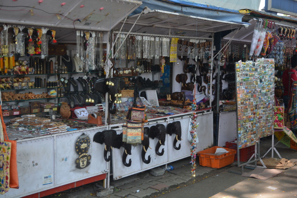 Photo of Jew Street, Marine Drive, Kochi, Kerala, India by Barani Ram