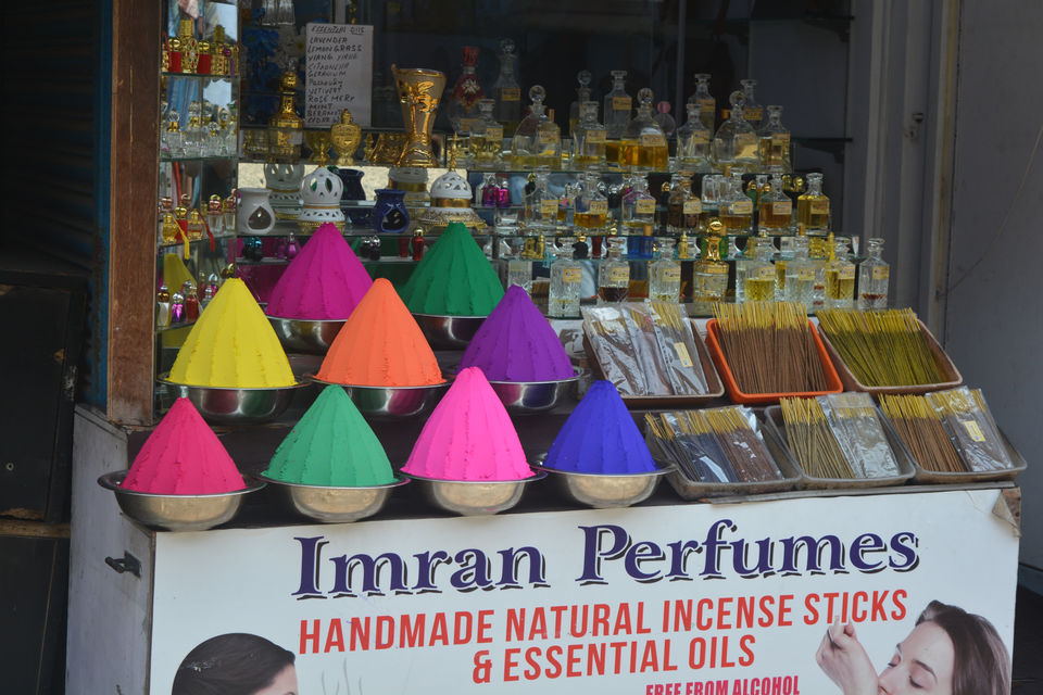 Photo of Jew Street, Marine Drive, Kochi, Kerala, India by Barani Ram