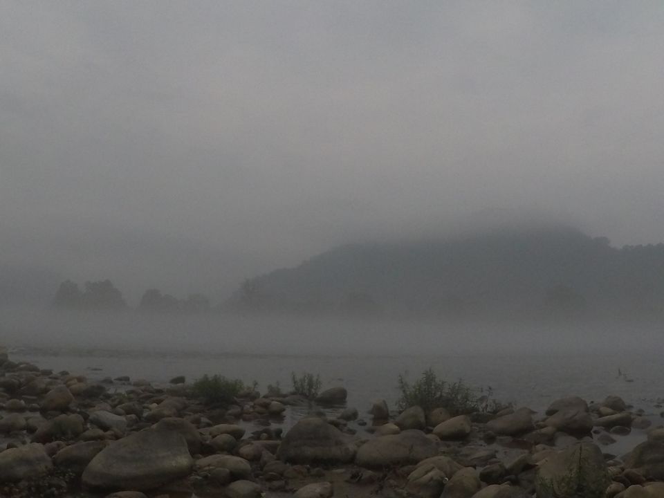 Photo of Siyom River (in Arunachal Pradesh) - the Surreal Beauty by Lavina Solanki