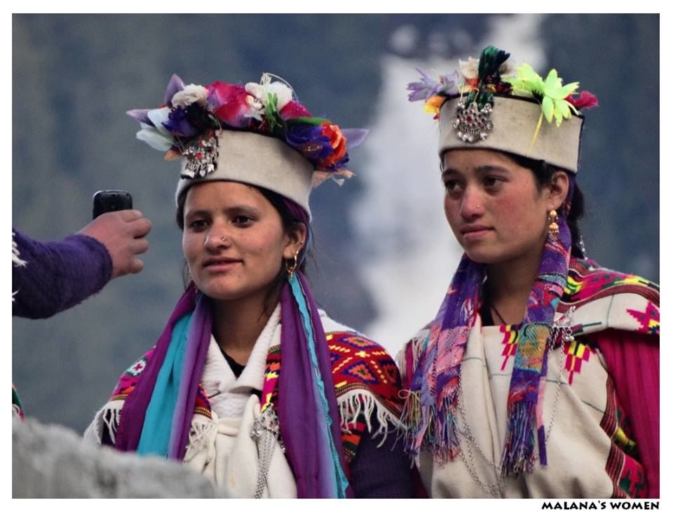 Photo of Born in Himalayas - A Blessing! 3/14 by Hippie in Hills