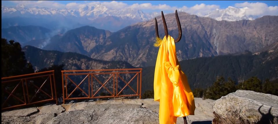 Photo of Magical & Colorful Chopta, Tungnath & Chandrashila Peak 7/11 by Shubham Gandhi