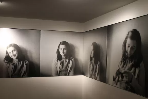 Photo of Anne Frank House, Prinsengracht, Grachtengordel-West, Amsterdam, Netherlands by Nisha Reginald
