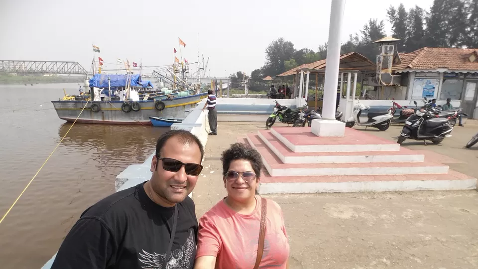 Photo of Daman, Daman and Diu, India by kunal ganguli