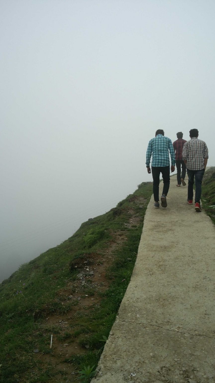Photo of "Prashar Rishi" : A hidden secret lake of India by SillyHilly