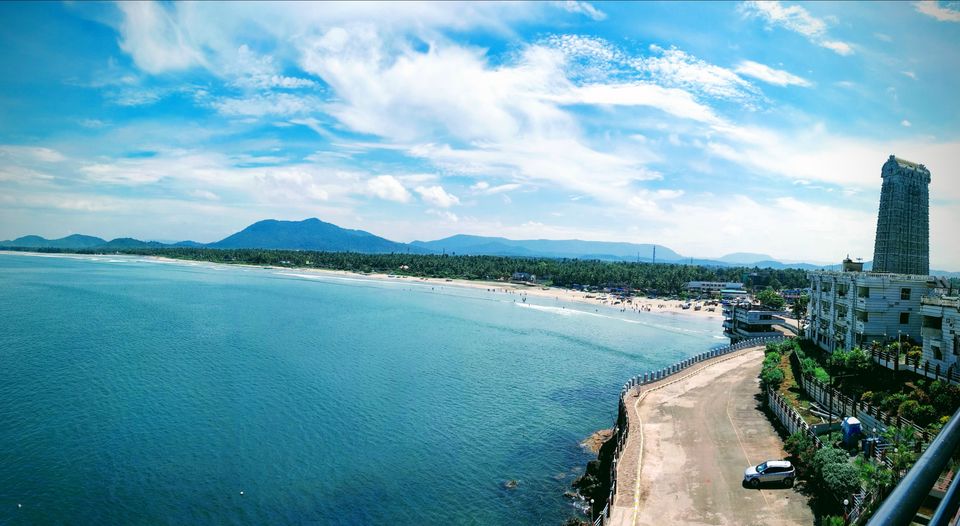 Photo of Murudeshwar, Karnataka, India by Pooja Jaiwardhan