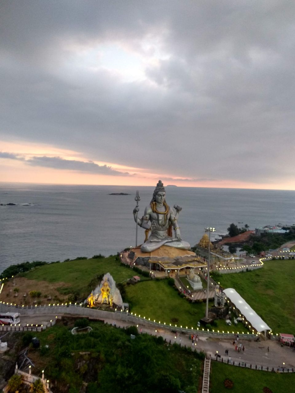 Photo of Murudeshwar, Karnataka, India by Pooja Jaiwardhan
