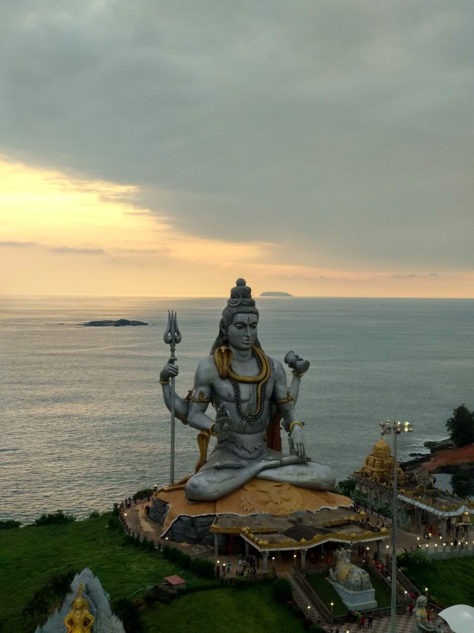 Photo of Murudeshwar, Karnataka, India by Pooja Jaiwardhan