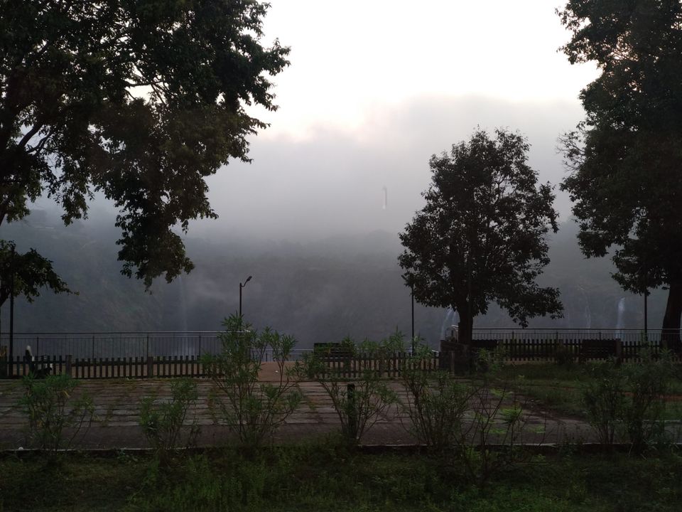 Photo of Jog Falls, Jog Falls, Karnataka, India by Pooja Jaiwardhan