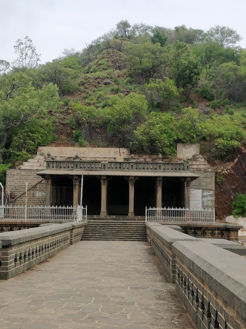 Photo of Tungabhadra Dam, Munirabad Rural, Karnataka, India by Pooja Jaiwardhan