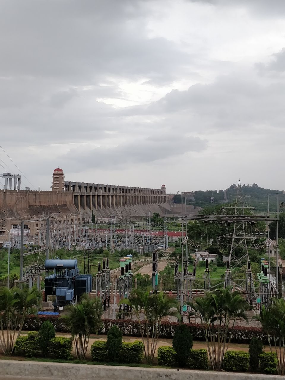 Photo of Tungabhadra Dam, Munirabad Rural, Karnataka, India by Pooja Jaiwardhan