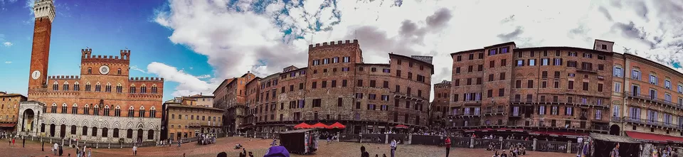 Photo of Palazzo Pubblico, Piazza del Campo, Siena, Province of Siena, Italy by thewanderjoy