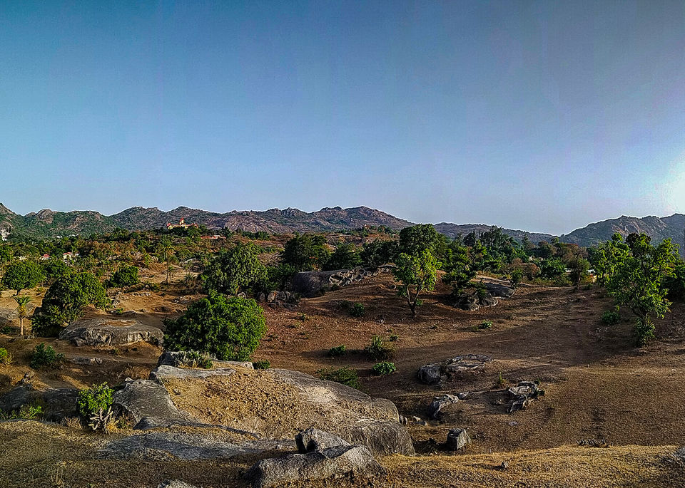 Photo of Exploring The Only Hill Station In Rajasthan Under Rs. 3000 With The Boys! #Only3000 by thewanderjoy
