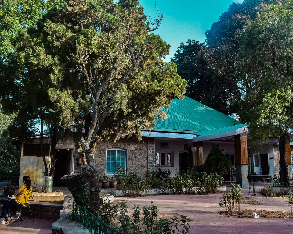 Photo of Hotel Ros Common, near द अब्बे, Kasauli, Himachal Pradesh, India by thewanderjoy