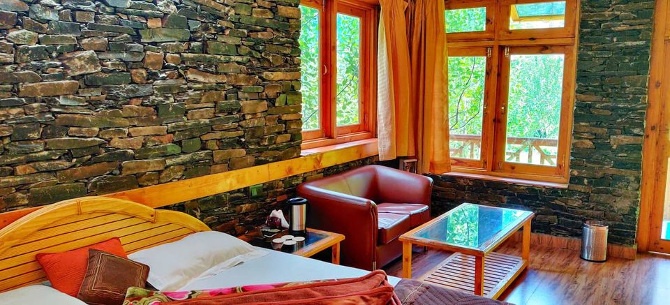 Photo of 10 Breathtaking River Facing Stays in Himachal To Beat The Heat & Chill With A View! by thewanderjoy
