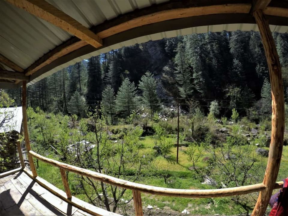 Photo of 10 Breathtaking River Facing Stays in Himachal To Beat The Heat & Chill With A View! by thewanderjoy