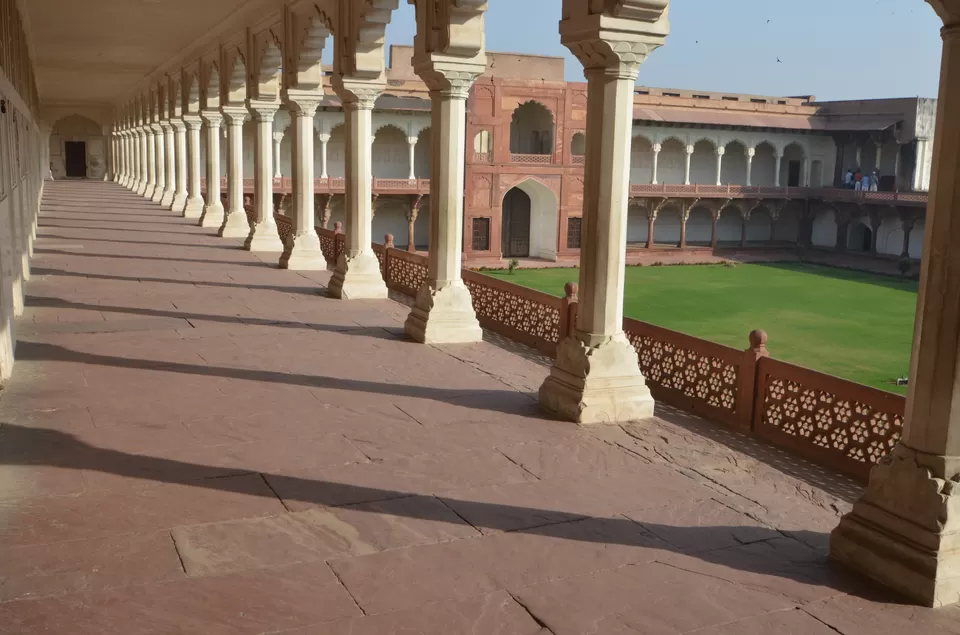 Photo of Agra Fort, Rakabganj, Agra, Uttar Pradesh, India by Sushant Singhal