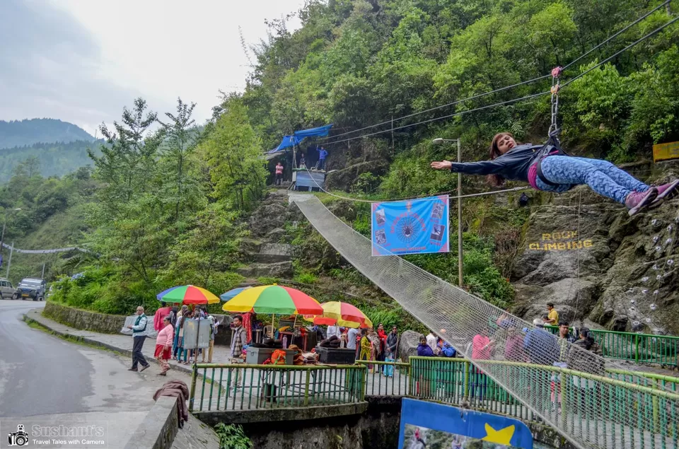 Photo of Bakthang Waterfall, Gangtok, Sikkim, India by Sushant Singhal