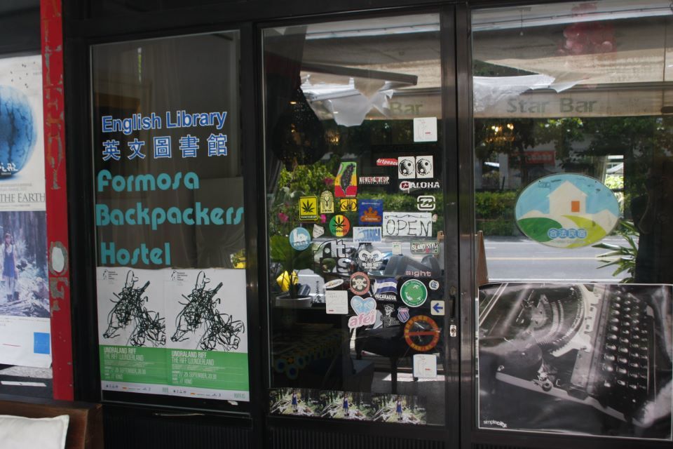 Photo of Jiànguó Road, Hualian City, Taiwan by Rhonda Mix