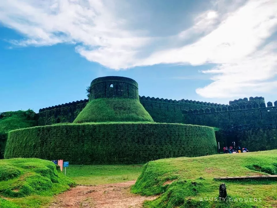 Photo of Mirjan Fort, Mirjan Fort Road, Mirjan, Karnataka, India by Tanushekha Agnihottri