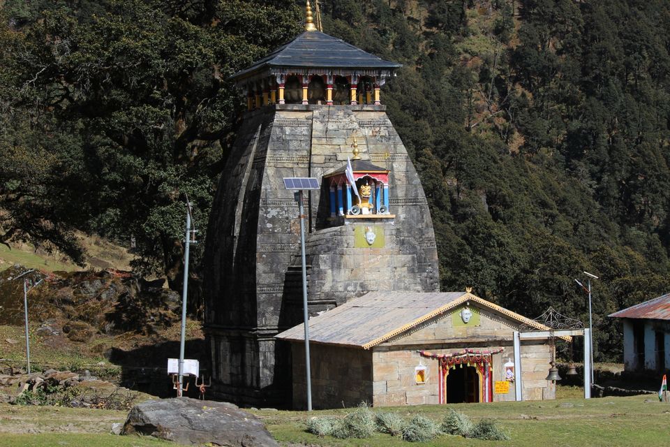 Photo of Madhyamaheshwar Temple Trek, Uttarakhand, India by trekking uttarakhand