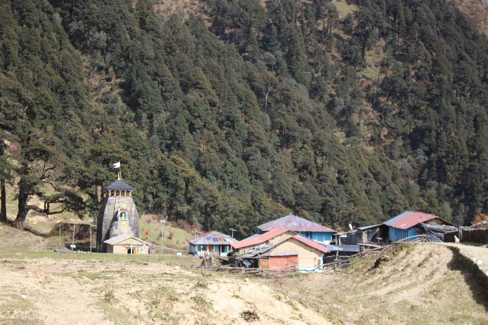 Photo of Madhyamaheshwar Temple Trek, Uttarakhand, India by trekking uttarakhand
