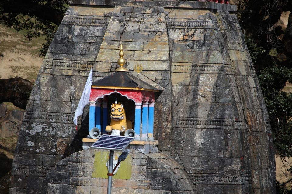 Photo of Madhyamaheshwar Temple Trek, Uttarakhand, India by trekking uttarakhand