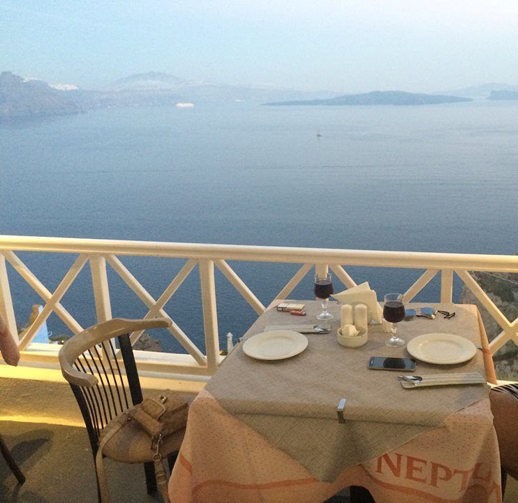 Photo of Greece : Santorini 9/9 by Neerja Kapadia