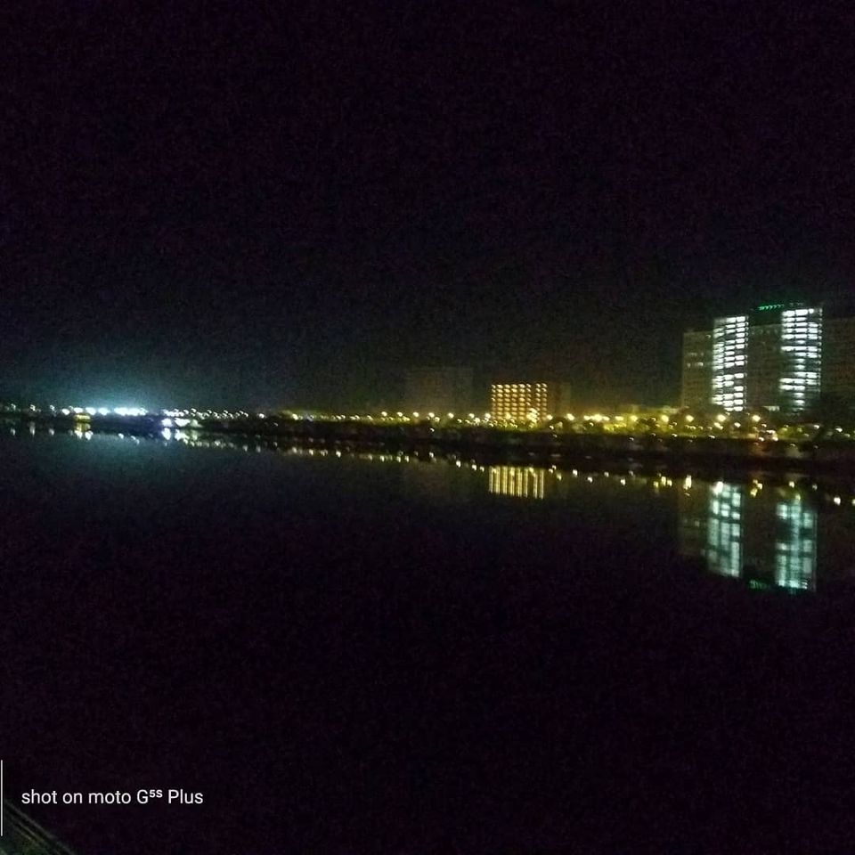 Photo of Sabarmati Riverfront Walkway West, Ellisbridge, Ahmedabad, Gujarat, India by Eshwar M R