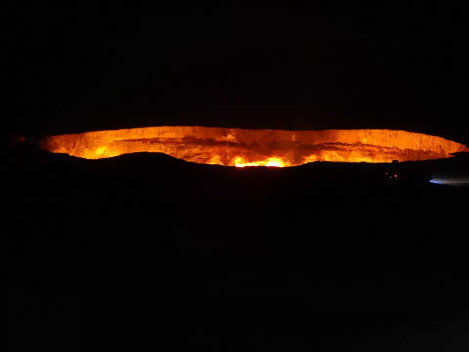 Photo of Darvaza Gas Crater, Darvaza, Turkmenistan by Mrugank Vaidya