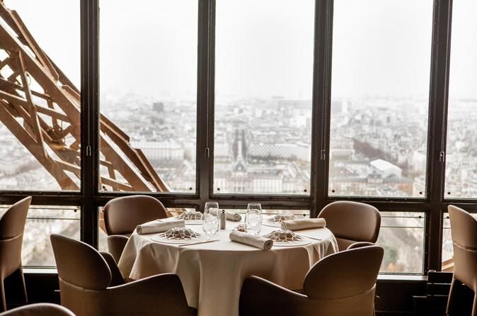 Photo of 7 of the Best Romantic Things to Do in Paris 2/7 by Prakash YuvaTrip