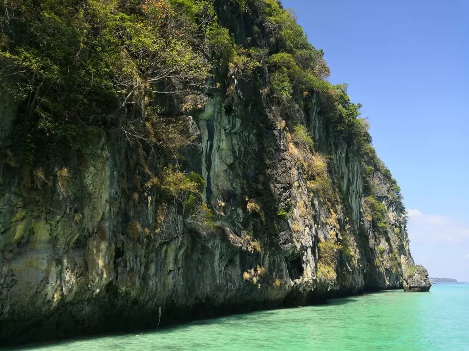 Photo of Phi Phi Islands, Krabi, Thailand by Tadasha Mishra