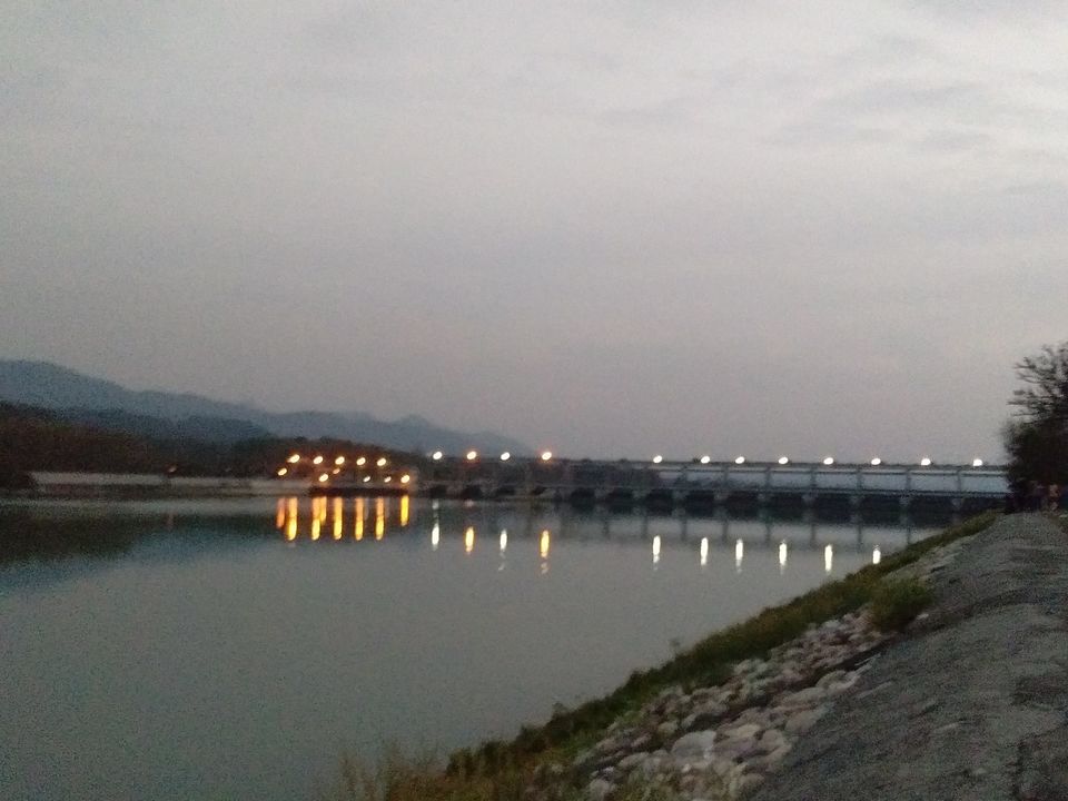 Photo of "An adventure raft to Rishikesh" by flying#wings