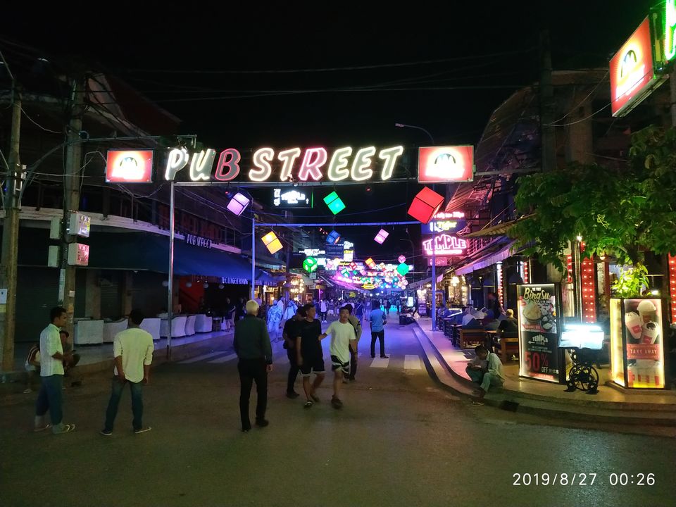 Photo of Pub Street Siem Reap, Street 08, Krong Siem Reap, Cambodia by बिहारी घुमक्कड़