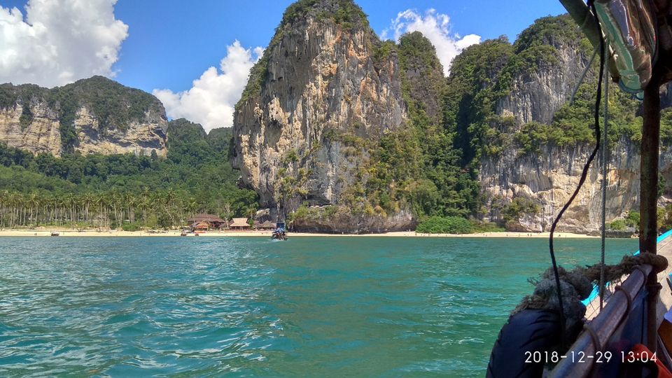 Photo of Chicken Island (Koh Poda Nok), Ao Nang, Mueang Krabi District, Krabi, Thailand by The Journey