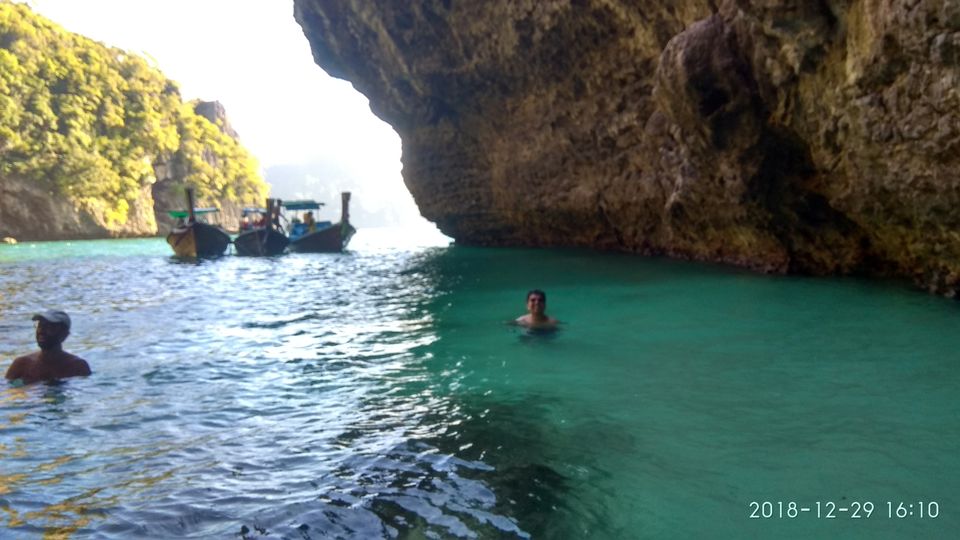 Photo of Chicken Island (Koh Poda Nok), Ao Nang, Mueang Krabi District, Krabi, Thailand by The Journey