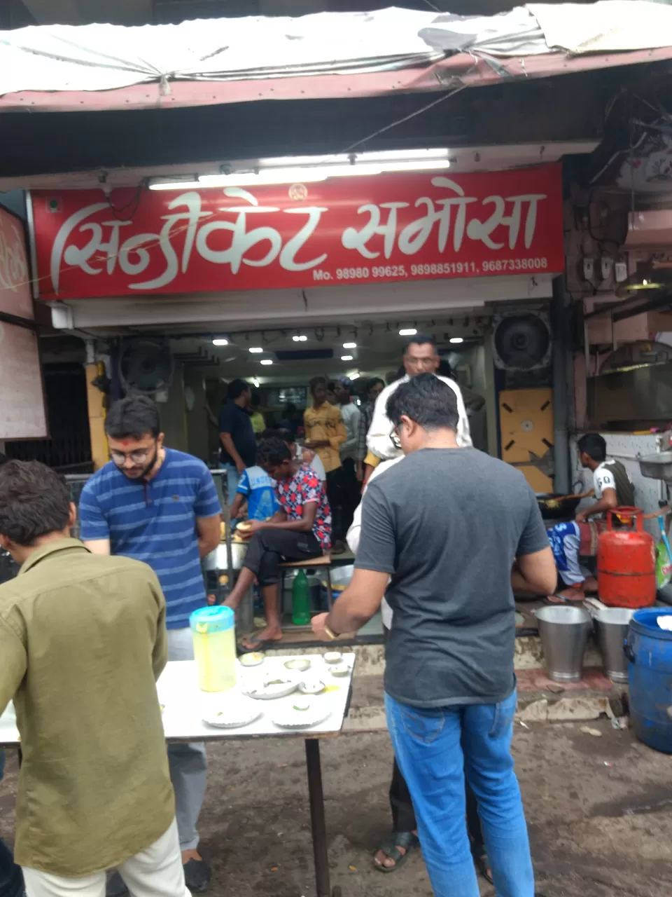 Photo of Syndicate Samosa, Ring Road, Adarsh Market-1, New Textile Market, Surat, Gujarat, India by Traveling Chef