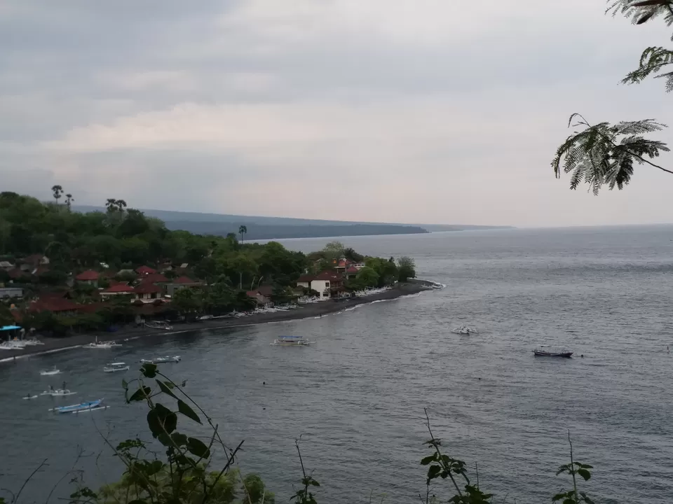 Photo of Amed Beach, Bali, Indonesia by Abhijeet Pandey