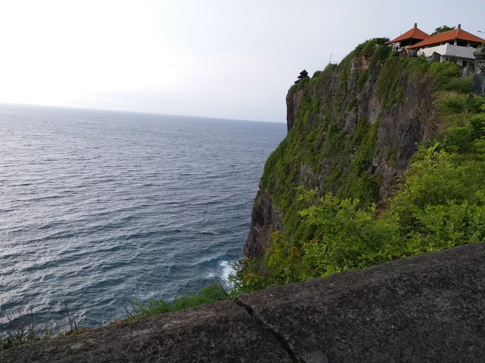 Photo of Uluwatu Temple, Pecatu, Badung Regency, Bali, Indonesia by Abhijeet Pandey