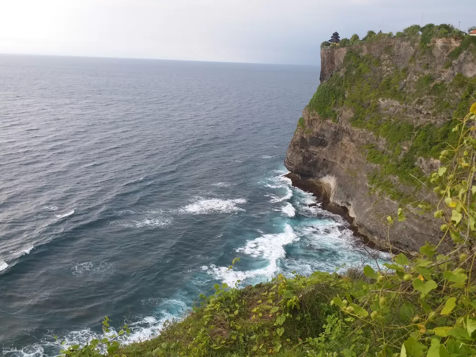Photo of Uluwatu Temple, Pecatu, Badung Regency, Bali, Indonesia by Abhijeet Pandey