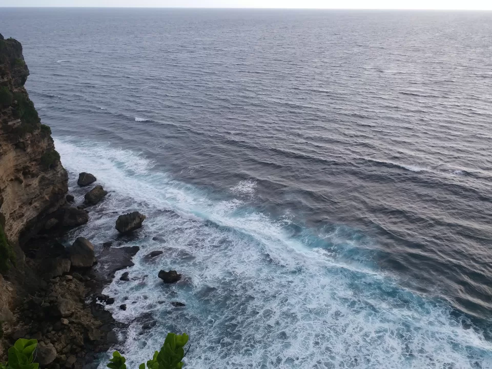 Photo of Uluwatu Temple, Pecatu, Badung Regency, Bali, Indonesia by Abhijeet Pandey