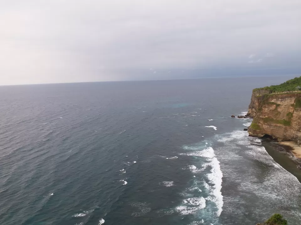 Photo of Uluwatu Temple, Pecatu, Badung Regency, Bali, Indonesia by Abhijeet Pandey